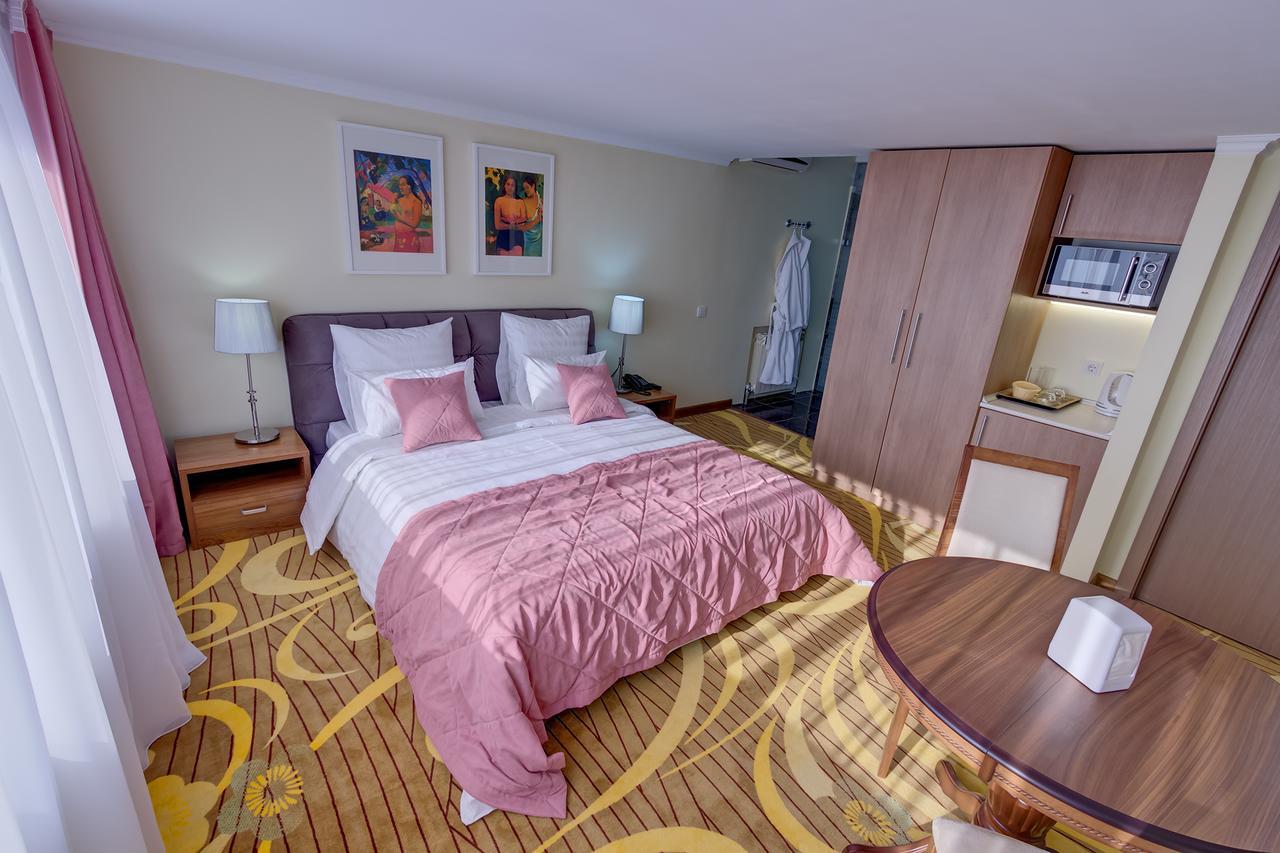 Beis Spa Hotel Resort Almaty Esterno foto