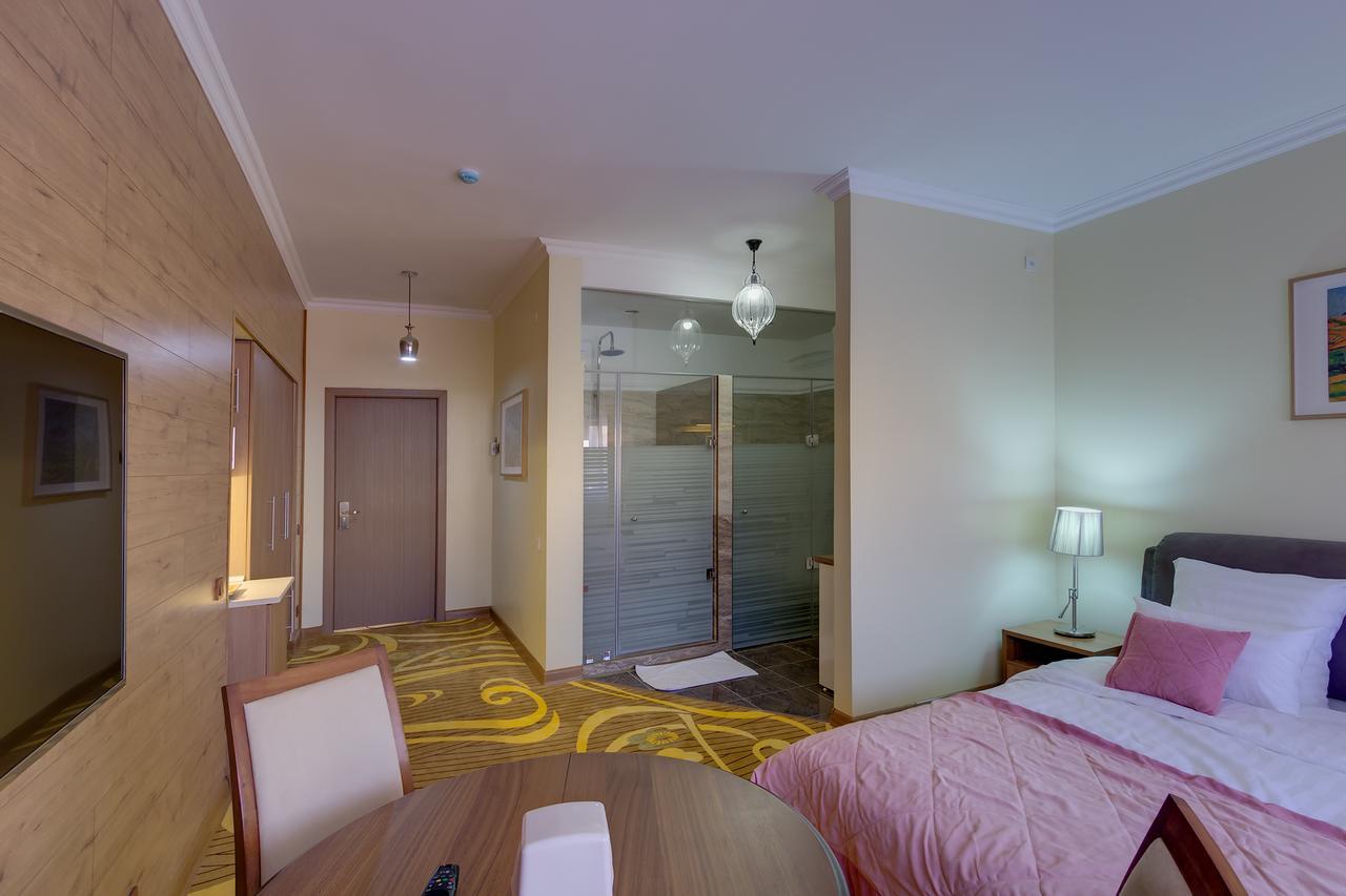 Beis Spa Hotel Resort Almaty Esterno foto