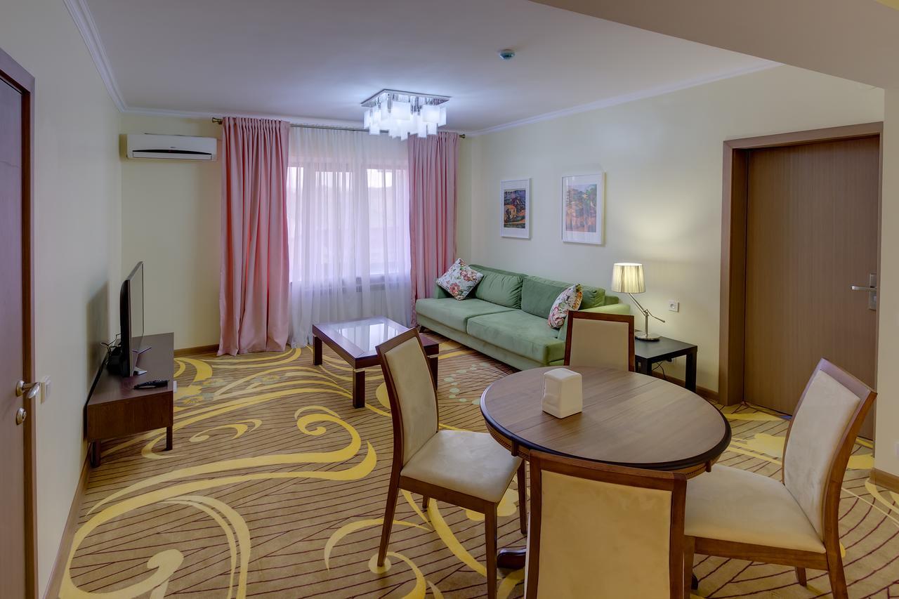 Beis Spa Hotel Resort Almaty Esterno foto